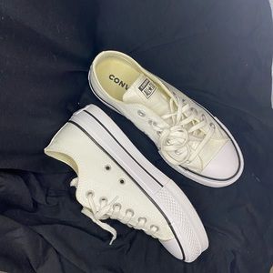 *SOLD* Converse Platform Sneakers Size 7 *SOLD*